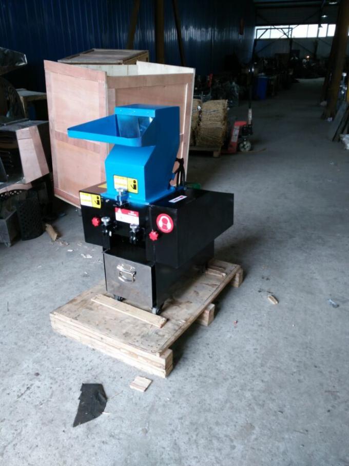 Van de het Vleesverwerking van de cacaosesam van het de Machinesroestvrije staal van de het Koolstofstaalkip het Beenmaalmachine 3