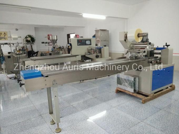 De roterende van de de Machineverbinding van de Hoofdkussenchocolade Aanmakende Machine van de de Chocoladeomslag 0