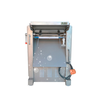 Het Vleessnijmachine van de schilschil 105 kg-Schaap Industriële Gehaktmolen