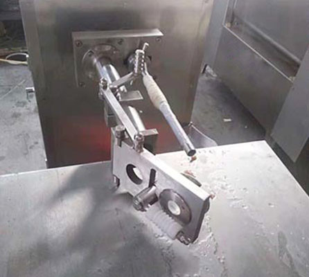 304ss commerciële Worst die tot Machine maken Kwantitatieve Pneumatische Worst het Vullen Machine