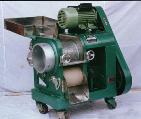 De Vissen die van de beenseparator Machinevisgraat uitbenen die de Verwerking van het Machinevlees verwijderen