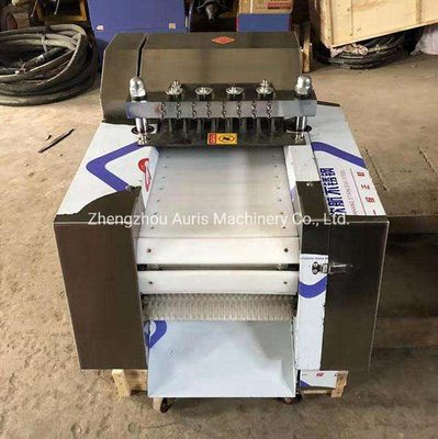 Van het de Snijmachinebeen van het snijmachinevlees Snijmachine van de de Braadkipkubus de Automatische