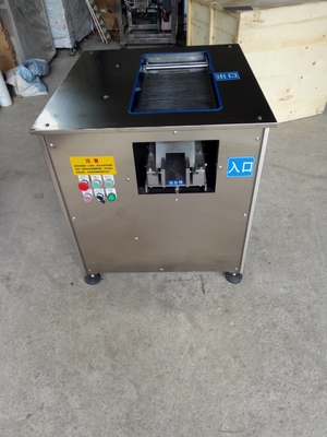 Bevroren van de Verwerkingsmachines van Vleesvissen Dikte 10mm de Snijmachinemachine van Snijdersvissen