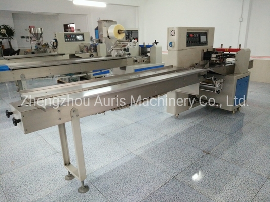 De roterende van de de Machineverbinding van de Hoofdkussenchocolade Aanmakende Machine van de de Chocoladeomslag